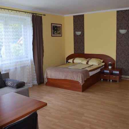 Dom Wczasowy Janina Mikoszewo Exterior foto